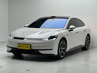 2026 Changan Qiyuan A06 51.48 kWh, серебристый, 1820000 рублей, вид 1