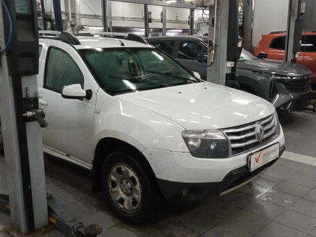 2013 Renault Duster I, белый, 780000 рублей, вид 2