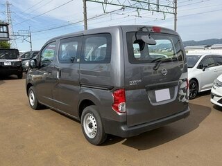 2022 Nissan NV200, серый, 1350700 рублей, вид 4