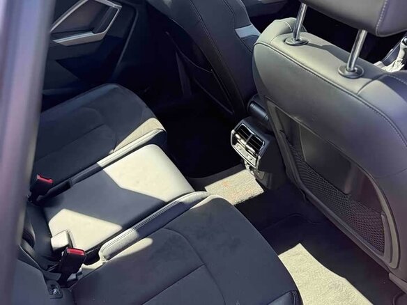 2022 Audi Q3 35 TFSI II (F3), белый, 1880000 рублей - вид 8