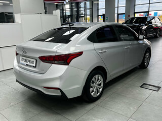 2017 Hyundai Solaris II, серебристый, 1290000 рублей, вид 4