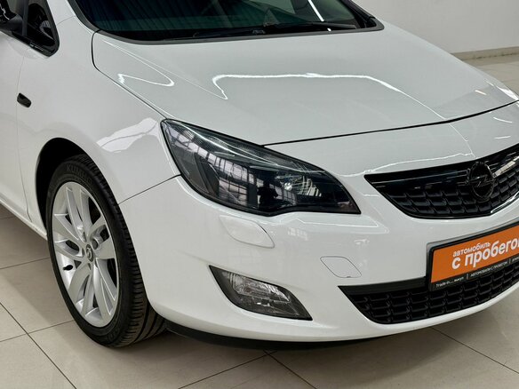 2011 Opel Astra J, белый, 615000 рублей - вид 15