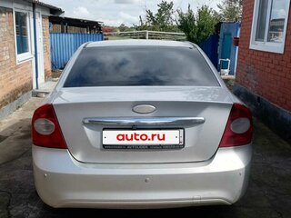 2008 Ford Focus II Рестайлинг, серебристый, 390000 рублей, вид 3