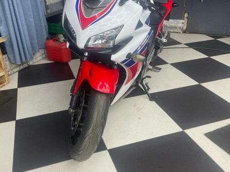 2013 Honda CBR 400R, белый, 480000 рублей, вид 5