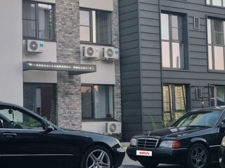 1997 Mercedes-Benz C-Класс 230 I (W202), чёрный, 440000 рублей, вид 4