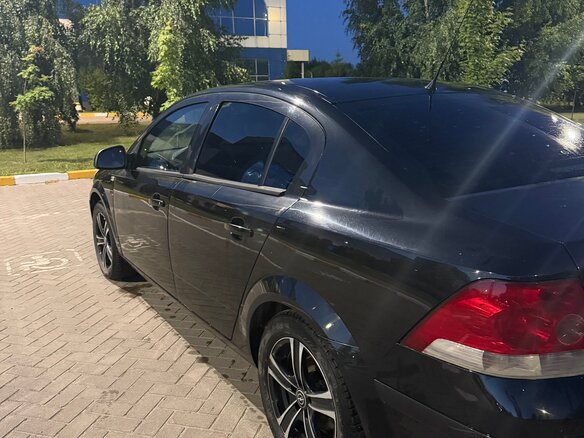2012 Opel Astra H Рестайлинг, чёрный, 425000 рублей - вид 4