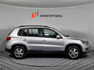 2012 Volkswagen Tiguan I Рестайлинг, серебристый, 942000 рублей, вид 4