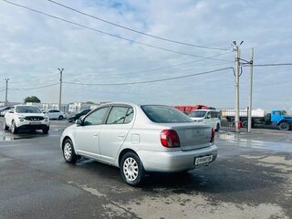 2001 Toyota Platz, серый, 459000 рублей, вид 4