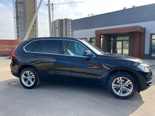 2017 BMW X5 25d III (F15), чёрный, 3400000 рублей, вид 4