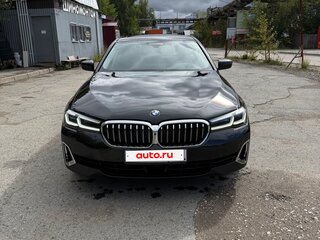 2020 BMW 5 серии 530i xDrive VII (G30/G31/G38) Рестайлинг, чёрный, 5000000 рублей, вид 2