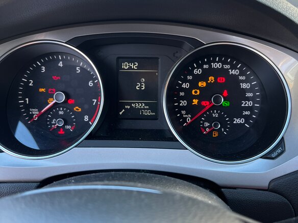 2018 Volkswagen Jetta VI Рестайлинг, коричневый, 1490000 рублей - вид 9