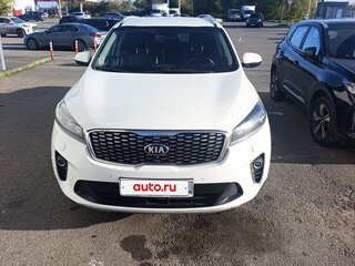 2019 Kia Sorento III Prime Рестайлинг, белый, 2470000 рублей, вид 1