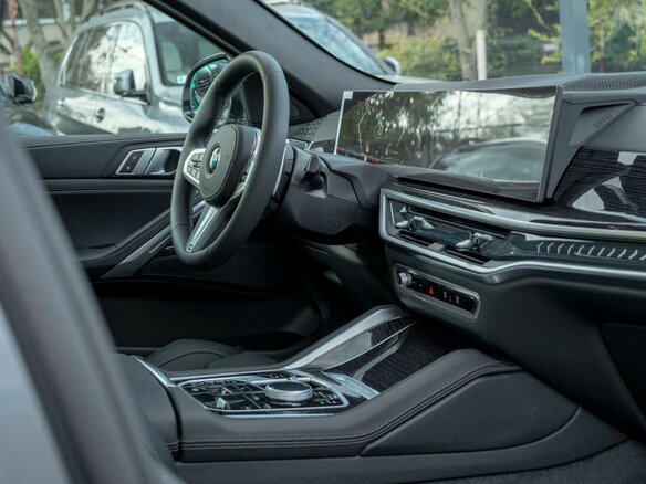 2026 BMW X6 30d III (G06) Рестайлинг, серый - вид 13