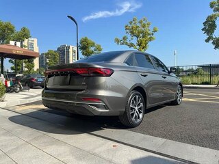 2023 Geely Emgrand II, серый, 910000 рублей, вид 4