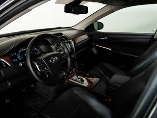 2012 Toyota Camry VII (XV50), серый, 1450000 рублей, вид 5