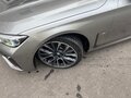 2021 BMW 7 серии 730d xDrive VI (G11/G12) Рестайлинг, серый, 8200000 рублей - вид 3