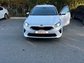 2021 Kia Ceed III, красный, 1925000 рублей, вид 2