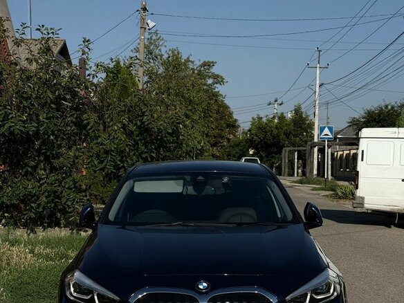 2019 BMW 1 серии 118i III (F40), синий, 2099000 рублей
