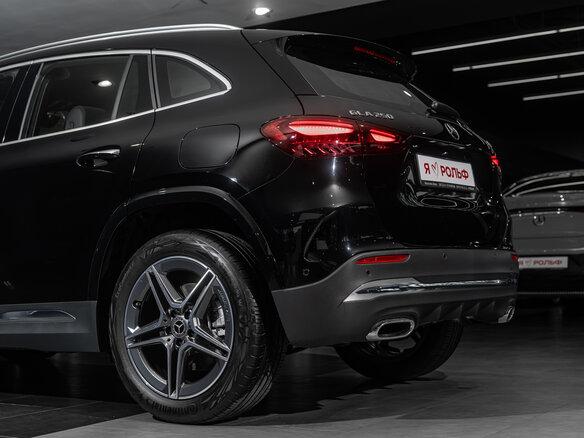 2025 Mercedes-Benz GLA 250 II (H247) Рестайлинг, чёрный, 6790000 рублей - вид 7