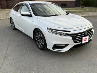 2019 Honda Insight III, белый, 1900000 рублей, вид 1