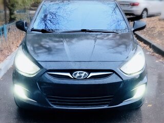 2011 Hyundai Solaris I, чёрный, 630000 рублей, вид 2