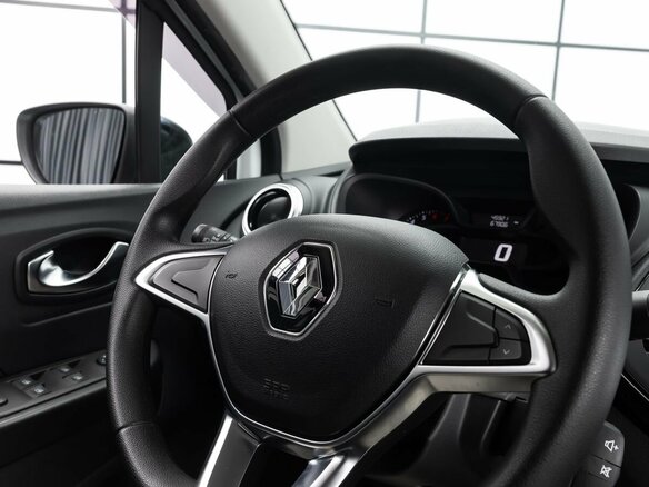 2021 Renault Kaptur I Рестайлинг, белый, 1690000 рублей - вид 17