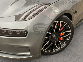 2023 Zeekr 001 86 kWh I, серебристый, 5400000 рублей, вид 4