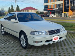1997 Toyota Mark II VIII (X100), белый, 650000 рублей, вид 2