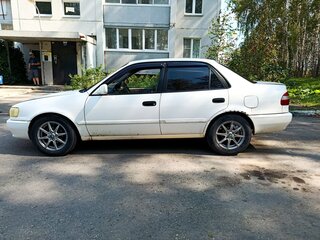 2000 Toyota Corolla VIII (E110) Рестайлинг, белый, 175000 рублей, вид 4