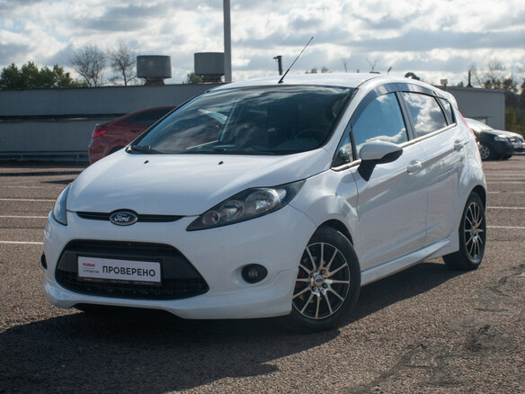 2011 Ford Fiesta Mk6, белый, 559000 рублей