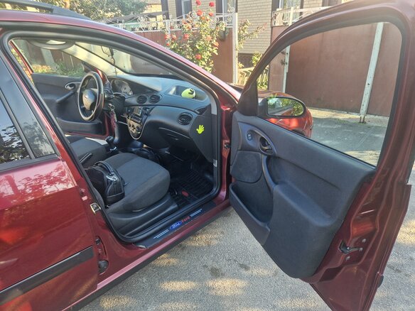 2004 Ford Focus I Рестайлинг, пурпурный, 450000 рублей - вид 14