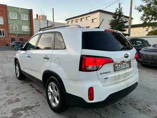 2018 Kia Sorento II Рестайлинг, белый, 1799000 рублей, вид 2