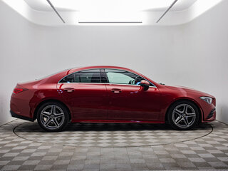 2021 Mercedes-Benz CLA 200 II (C118, X118), красный, 3570000 рублей, вид 4
