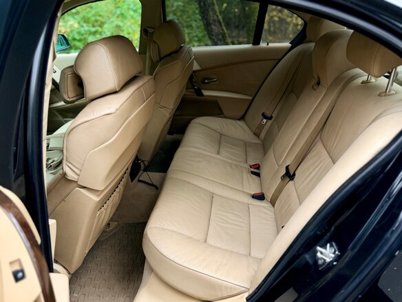 2006 BMW 5 серии 530xi V (E60/E61), чёрный - вид 18