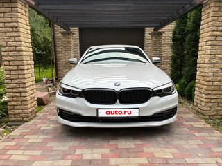 2017 BMW 5 серии 520d VII (G30/G31/G38), белый, 2600000 рублей, вид 2