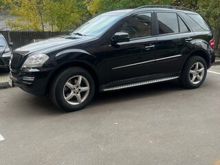 2005 Mercedes-Benz M-Класс 280 II (W164), чёрный, 1540000 рублей, вид 3