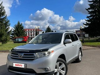 2011 Toyota Highlander II (XU40) Рестайлинг, серебристый, 1900000 рублей, вид 1