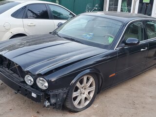 2005 Jaguar XJ Long III (X350/X358), чёрный, 999999 рублей, вид 2