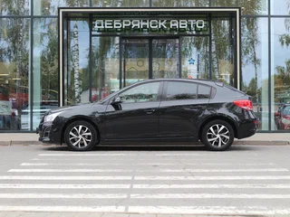 2014 Chevrolet Cruze I Рестайлинг, чёрный, 945000 рублей, вид 2