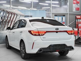 2020 Kia Rio IV Рестайлинг, белый, 1549000 рублей, вид 4