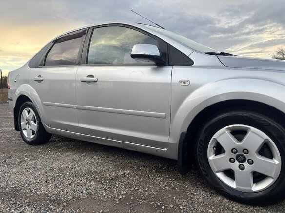 2005 Ford Focus II, серебристый, 375000 рублей - вид 8