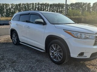 2014 Toyota Highlander III (XU50), белый, 3100000 рублей, вид 4