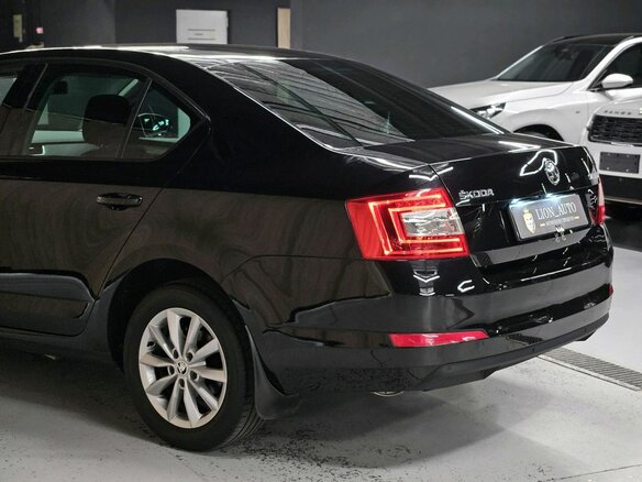 2016 Skoda Octavia III (A7), чёрный - вид 5