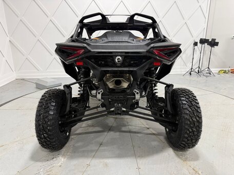 2026 BRP Can-Am Maverick R X RS SAS, чёрный, 5000000 рублей, вид 5