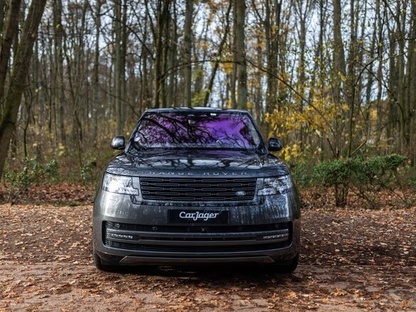2023 Land Rover Range Rover P460e V, серый - вид 2