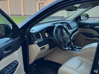 2014 Toyota Highlander III (XU50), чёрный, 2800000 рублей, вид 3