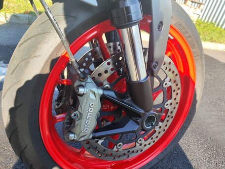 2021 Ducati Monster 937, серый, 800000 рублей, вид 4