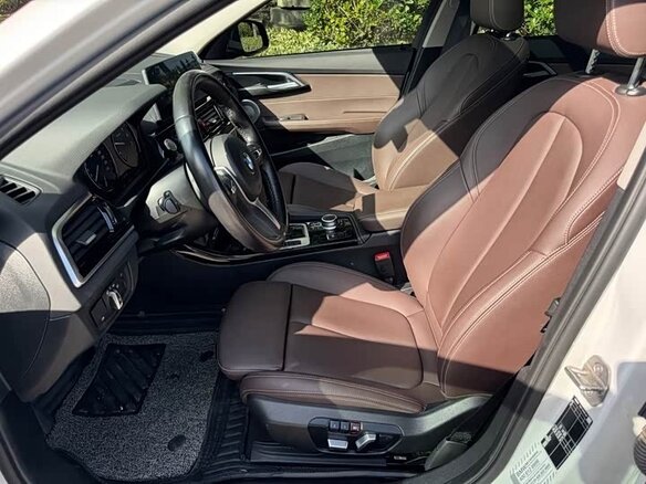 2023 BMW 1 серии 120i III (F52) Рестайлинг, белый, 1690010 рублей - вид 9