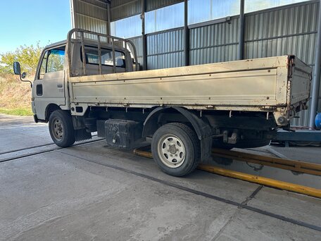1991 Nissan Atlas, белый, 499999 рублей, вид 5