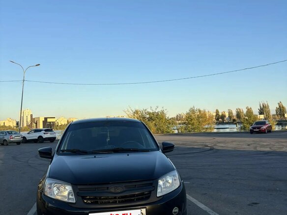 2013 Lada (ВАЗ) Granta I, чёрный - вид 1